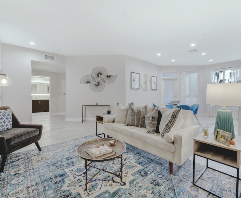Spacious living room with wood floors 
