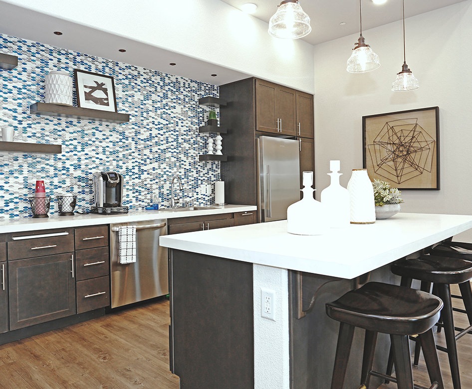 Landing at College Square, The